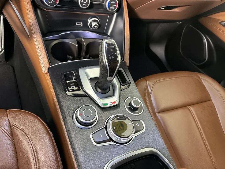 2020 Alfa Romeo Stelvio - Image 15 of 24