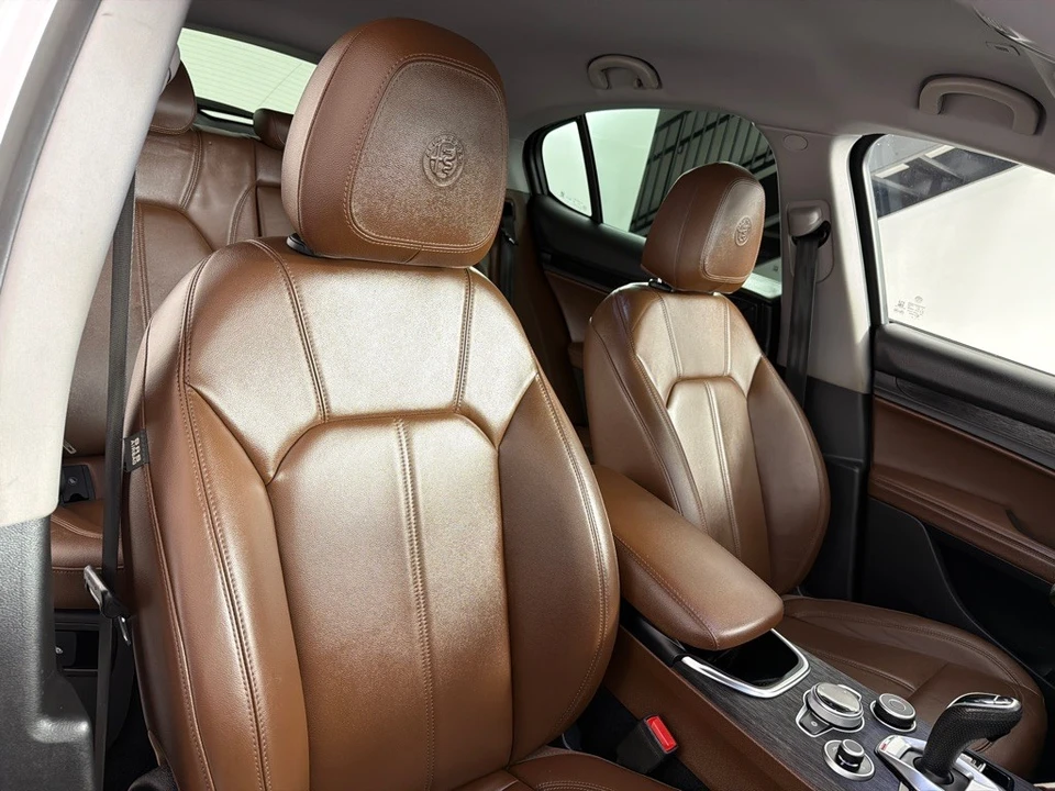 2020 Alfa Romeo Stelvio - Image 22 of 24