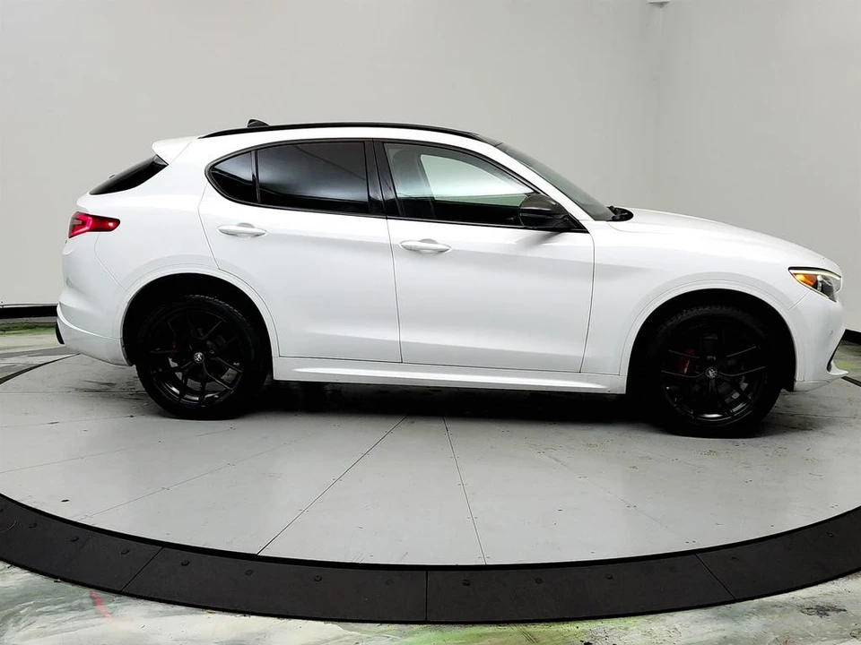 2020 Alfa Romeo Stelvio - Image 4 of 12