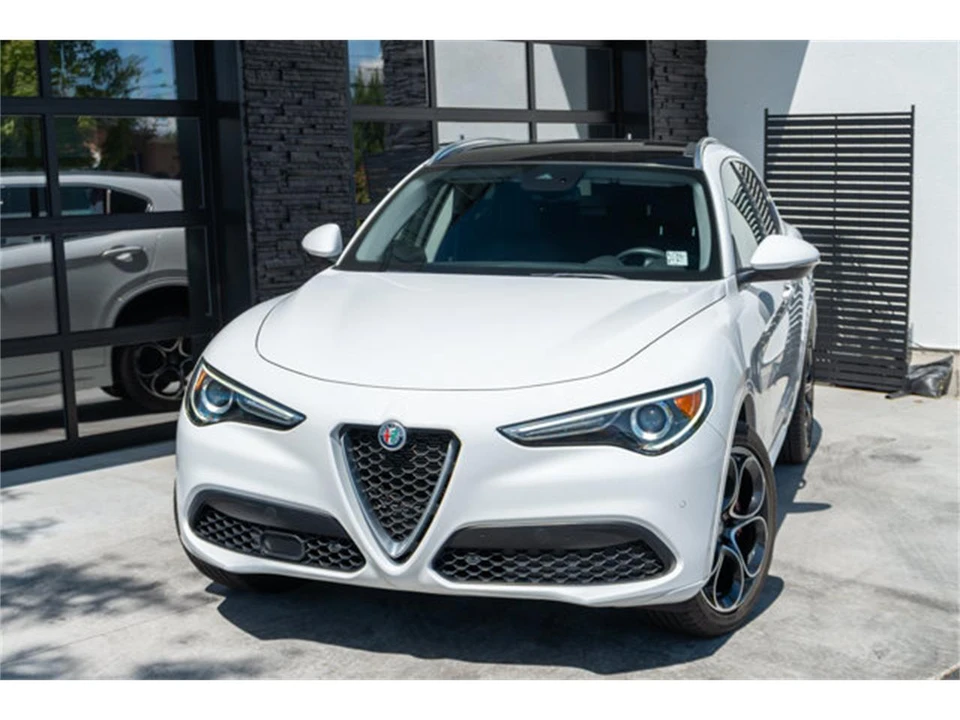 2020 Alfa Romeo Stelvio - Image 5 of 31