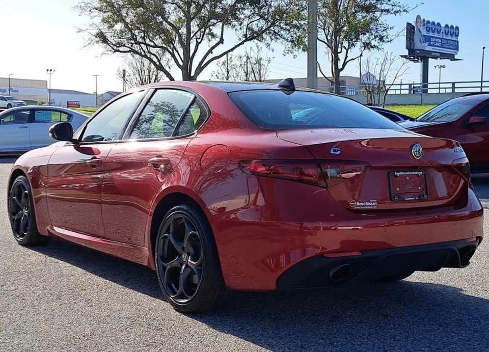 2020 Alfa Romeo Giulia - Image 3 of 4