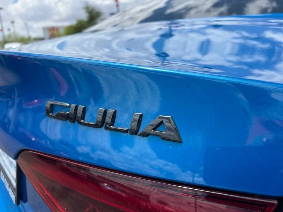2020 Alfa Romeo Giulia - Image 6 of 20