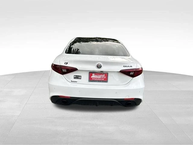 2020 Alfa Romeo Giulia - Image 4 of 18