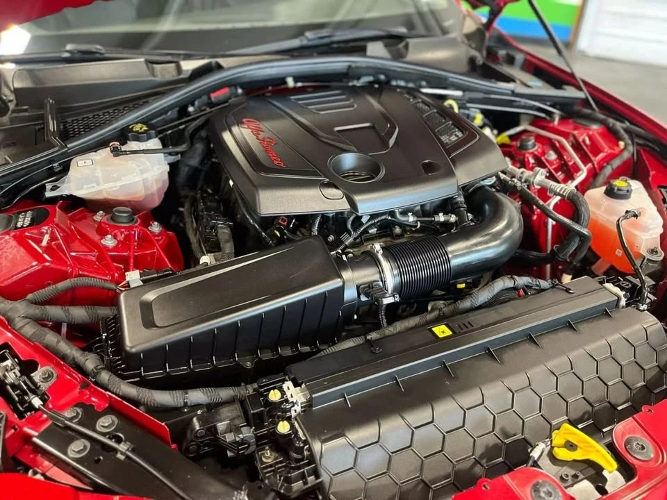 2020 Alfa Romeo Giulia - Image 5 of 5