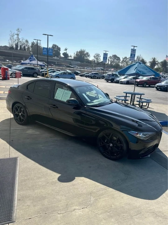 2020 Alfa Romeo Giulia - Image 3 of 9