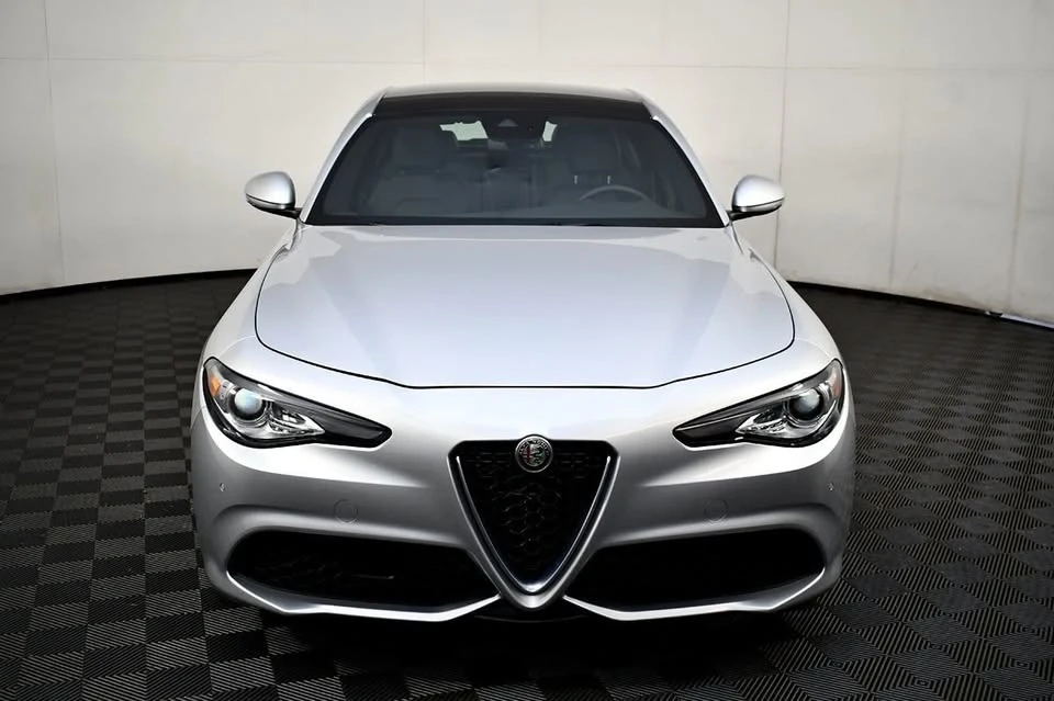 2020 Alfa Romeo Giulia - Image 3 of 20