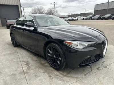 2020 Alfa Romeo Giulia - Image 9 of 11