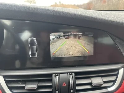 2020 Alfa Romeo Giulia - Image 8 of 11