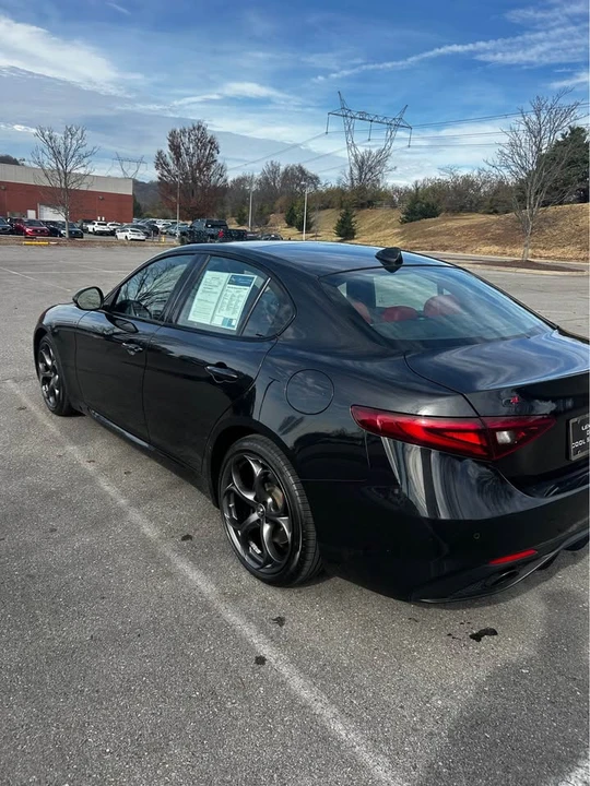 2020 Alfa Romeo Giulia - Image 2 of 6