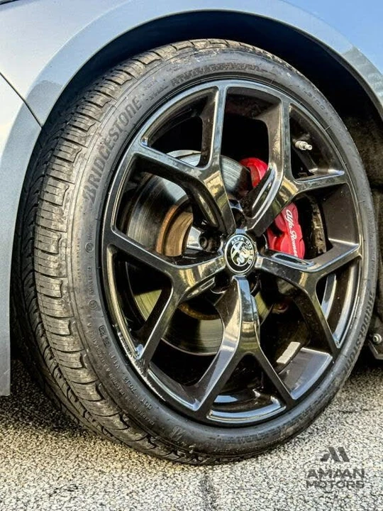 2020 Alfa Romeo Giulia - Image 6 of 19
