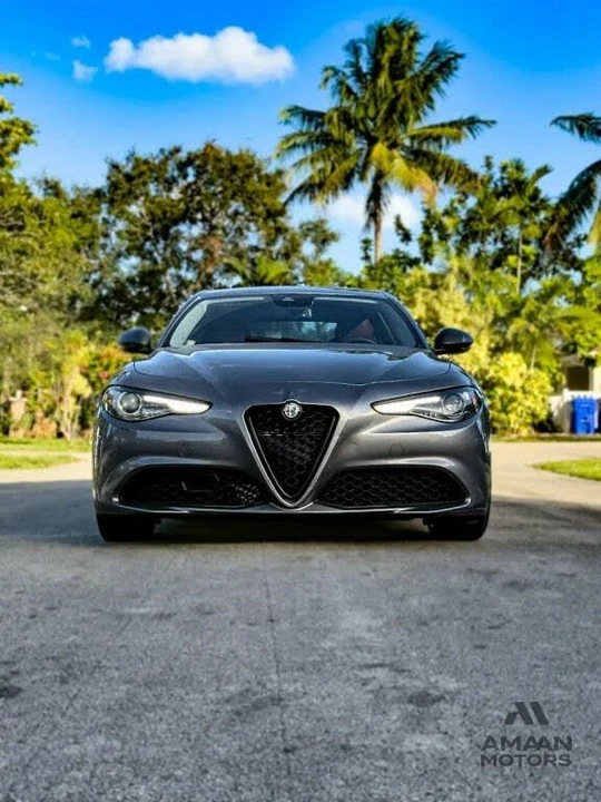 2020 Alfa Romeo Giulia - Image 4 of 19