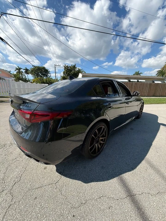 2020 Alfa Romeo Giulia - Image 3 of 9