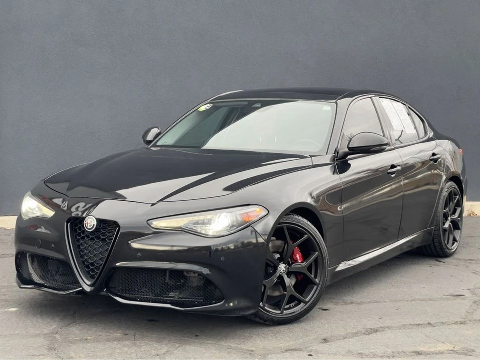 2020 Alfa Romeo Giulia - Image 8 of 20