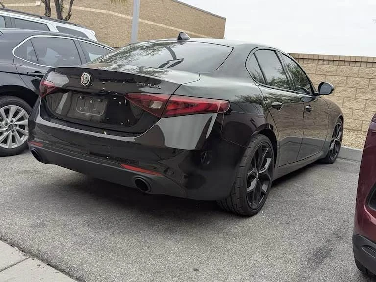 2020 Alfa Romeo Giulia - Image 3 of 3