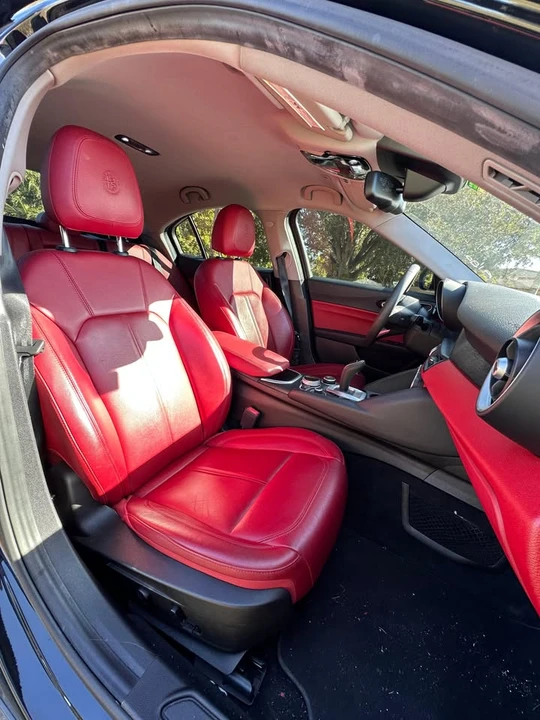 2020 Alfa Romeo Giulia - Image 7 of 16