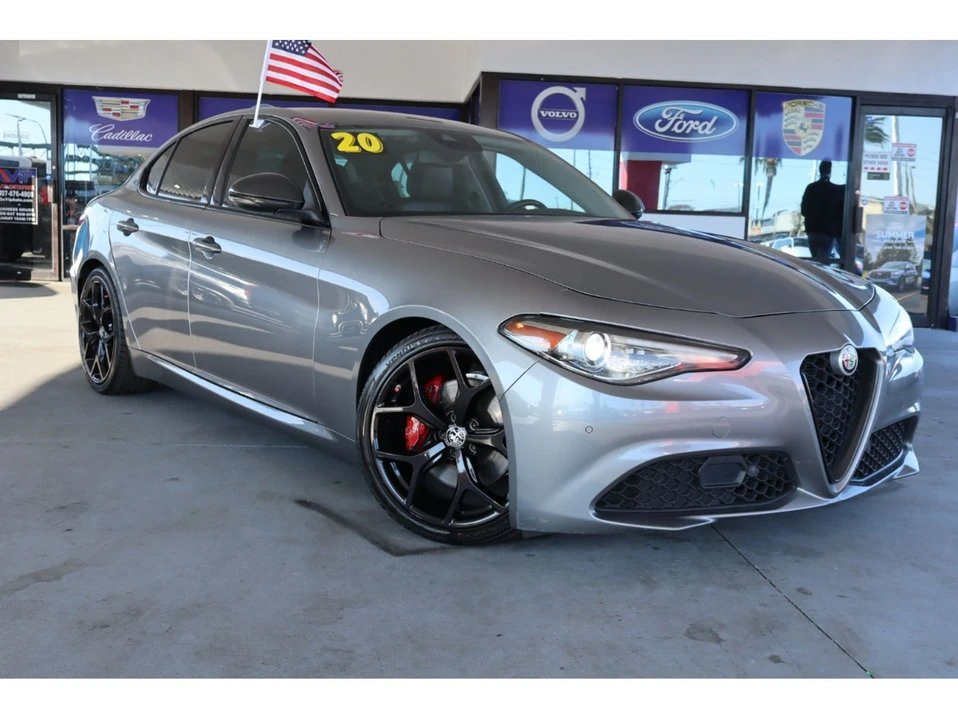 2020 Alfa Romeo Giulia - Image 3 of 20