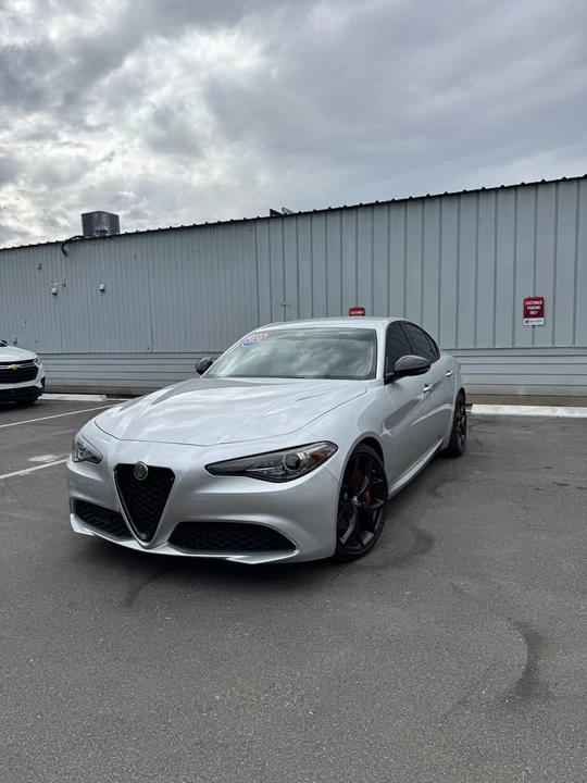 2020 Alfa Romeo Giulia - Image 4 of 16