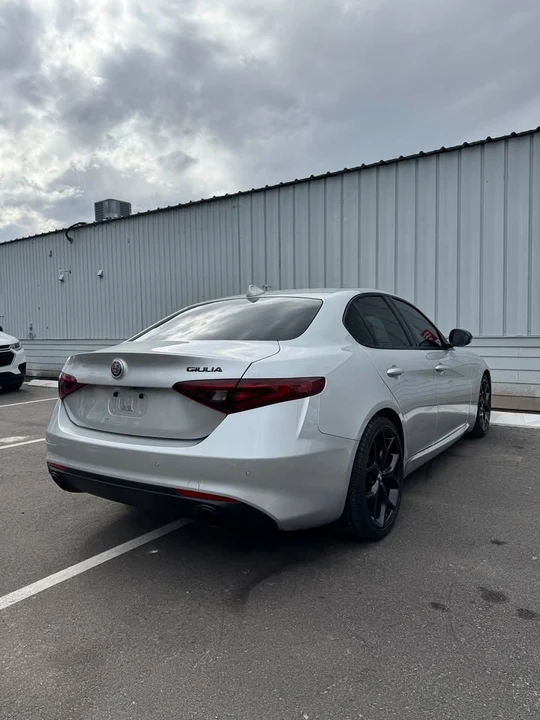 2020 Alfa Romeo Giulia - Image 6 of 16
