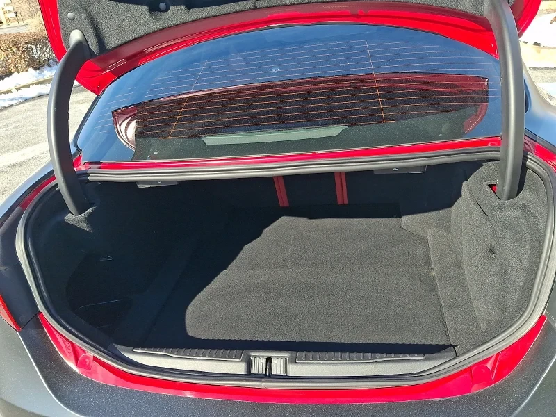 2020 Alfa Romeo Giulia - Image 5 of 12