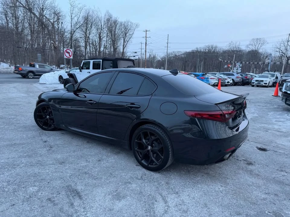 2020 Alfa Romeo Giulia - Image 4 of 16