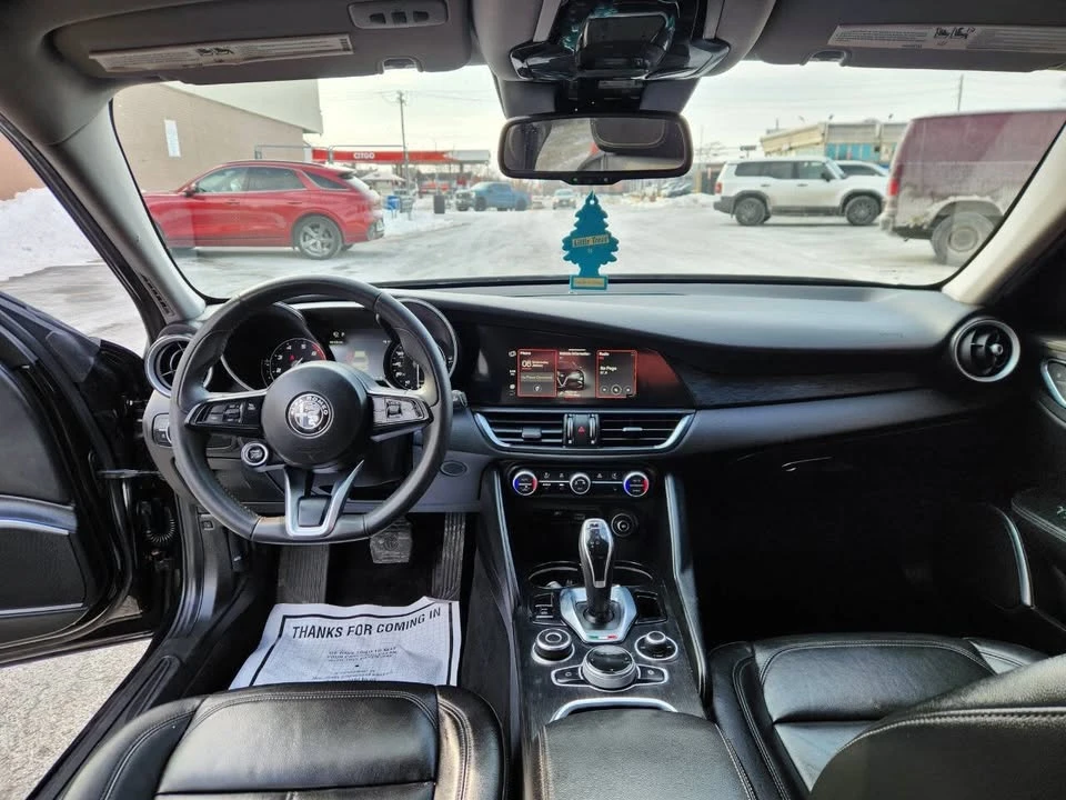 2020 Alfa Romeo Giulia - Image 13 of 16