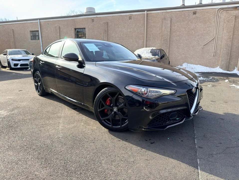 2020 Alfa Romeo Giulia - Image 4 of 20