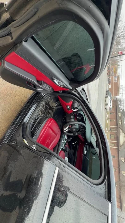 2020 Alfa Romeo Giulia - Image 3 of 16