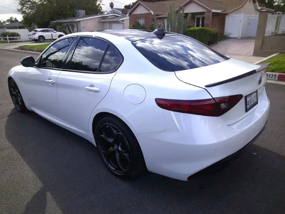 2020 Alfa Romeo Giulia - Image 7 of 17