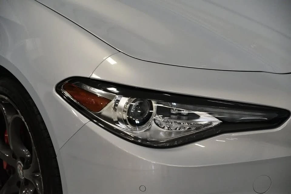 2020 Alfa Romeo Giulia - Image 2 of 20