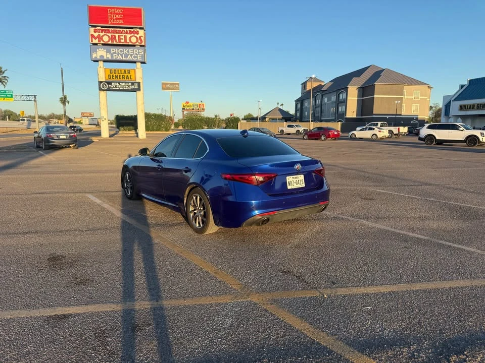 2020 Alfa Romeo Giulia - Image 3 of 4