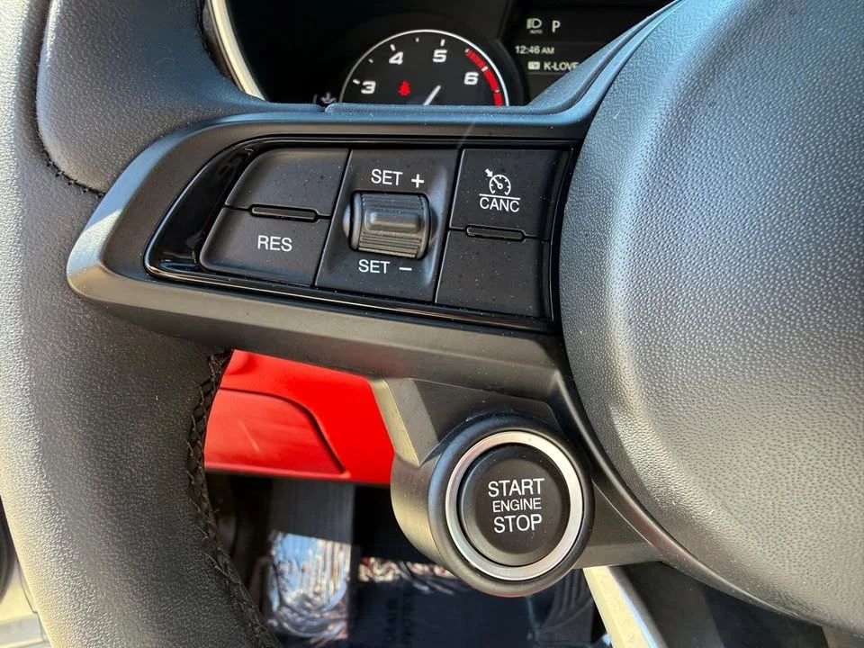 2020 Alfa Romeo Giulia - Image 16 of 20