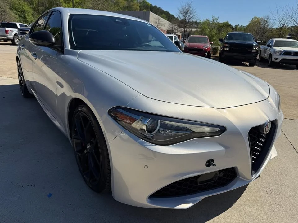 2020 Alfa Romeo Giulia - Image 6 of 20