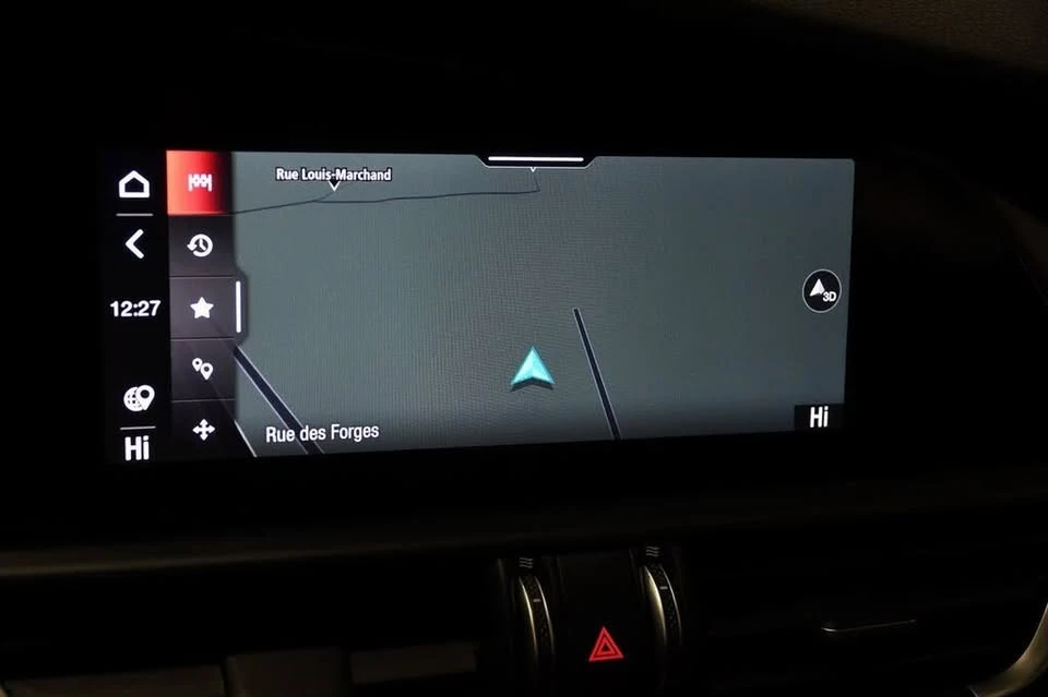 2020 Alfa Romeo Giulia - Image 17 of 20