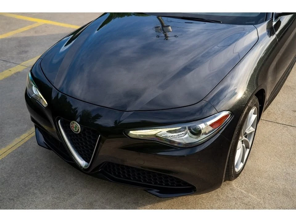 2020 Alfa Romeo Giulia - Image 7 of 19