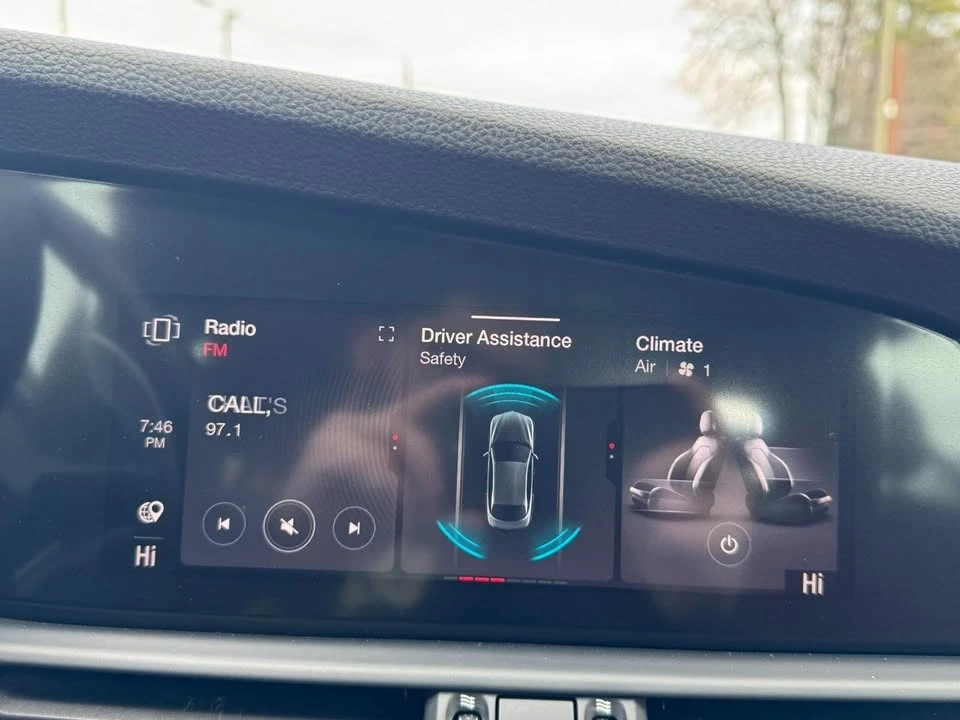 2020 Alfa Romeo Giulia - Image 16 of 20