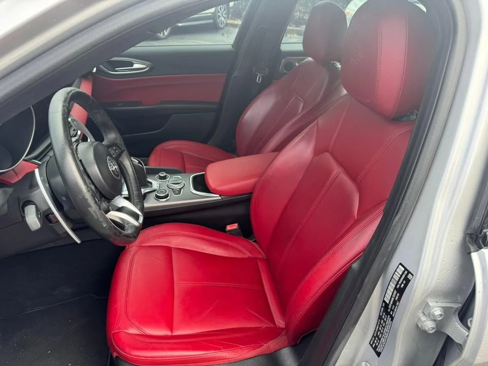 2020 Alfa Romeo Giulia - Image 10 of 20