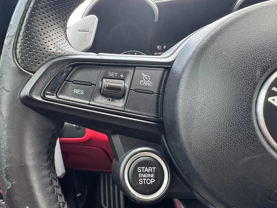 2020 Alfa Romeo Giulia - Image 12 of 20