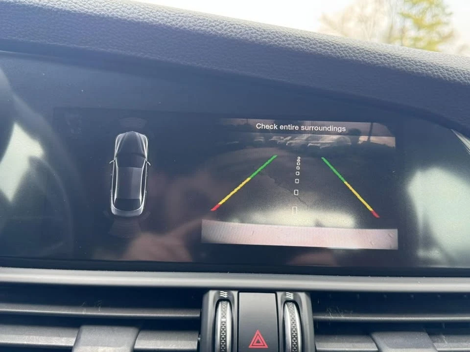 2020 Alfa Romeo Giulia - Image 17 of 20