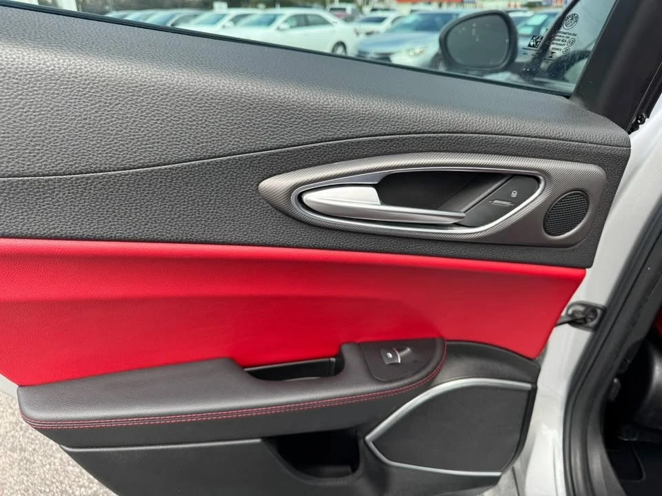 2020 Alfa Romeo Giulia - Image 20 of 20