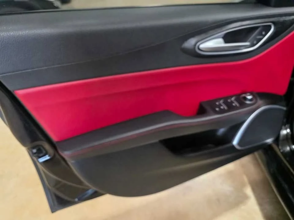 2020 Alfa Romeo Giulia - Image 12 of 20