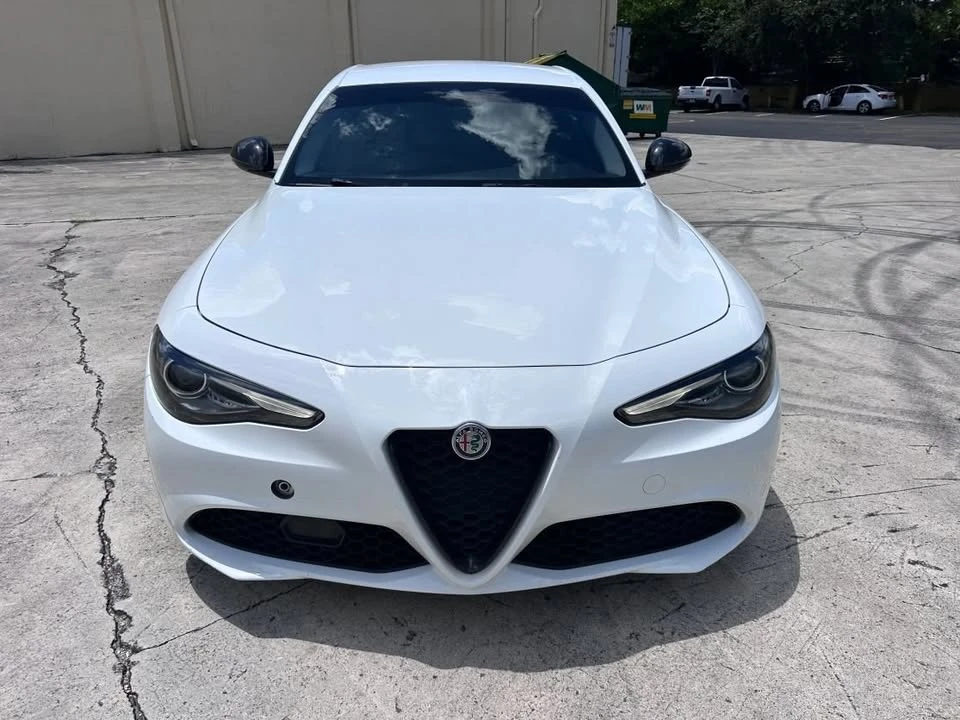2020 Alfa Romeo Giulia - Image 2 of 12