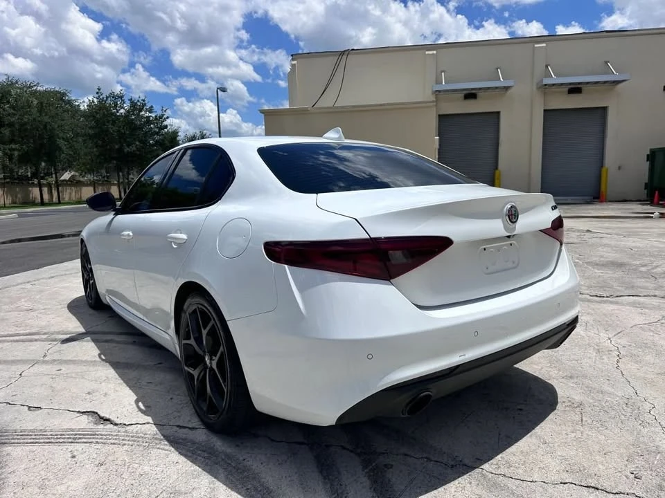2020 Alfa Romeo Giulia - Image 7 of 12