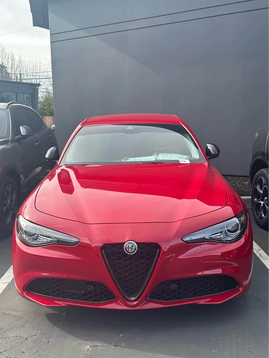 2020 Alfa Romeo Giulia - Image 2 of 16