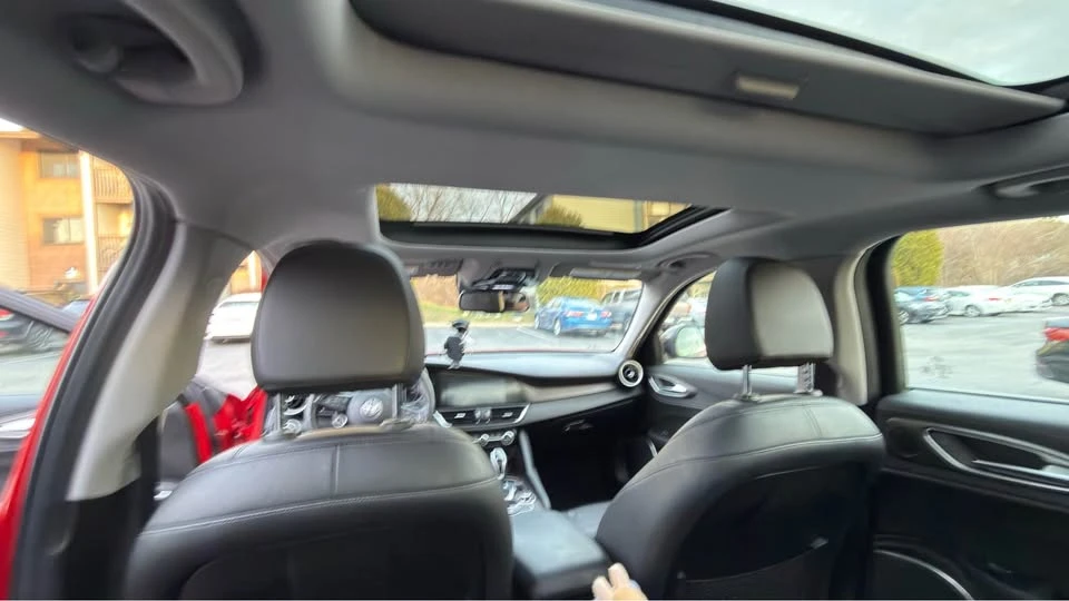 2020 Alfa Romeo Giulia - Image 11 of 20