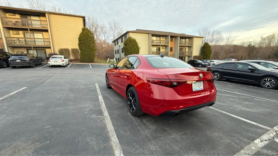 2020 Alfa Romeo Giulia - Image 5 of 20