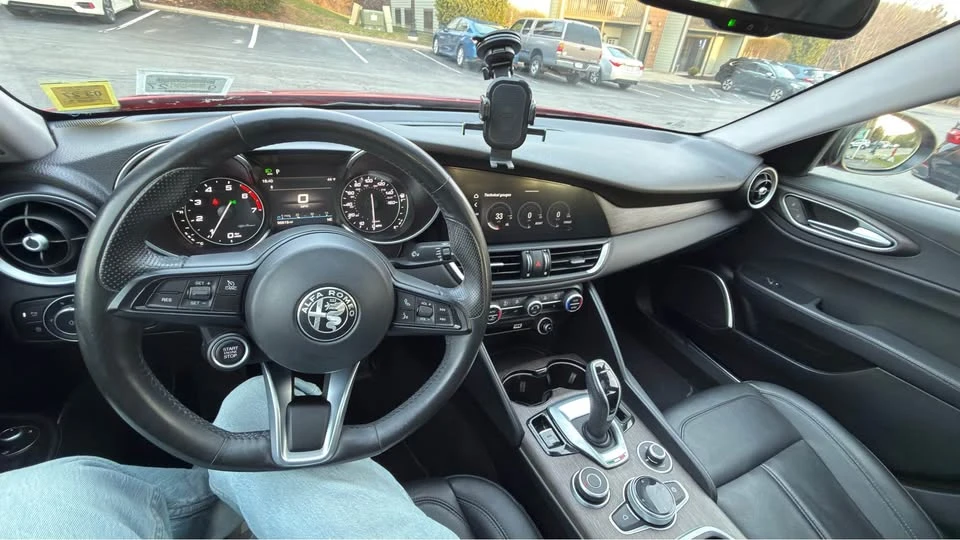 2020 Alfa Romeo Giulia - Image 20 of 20
