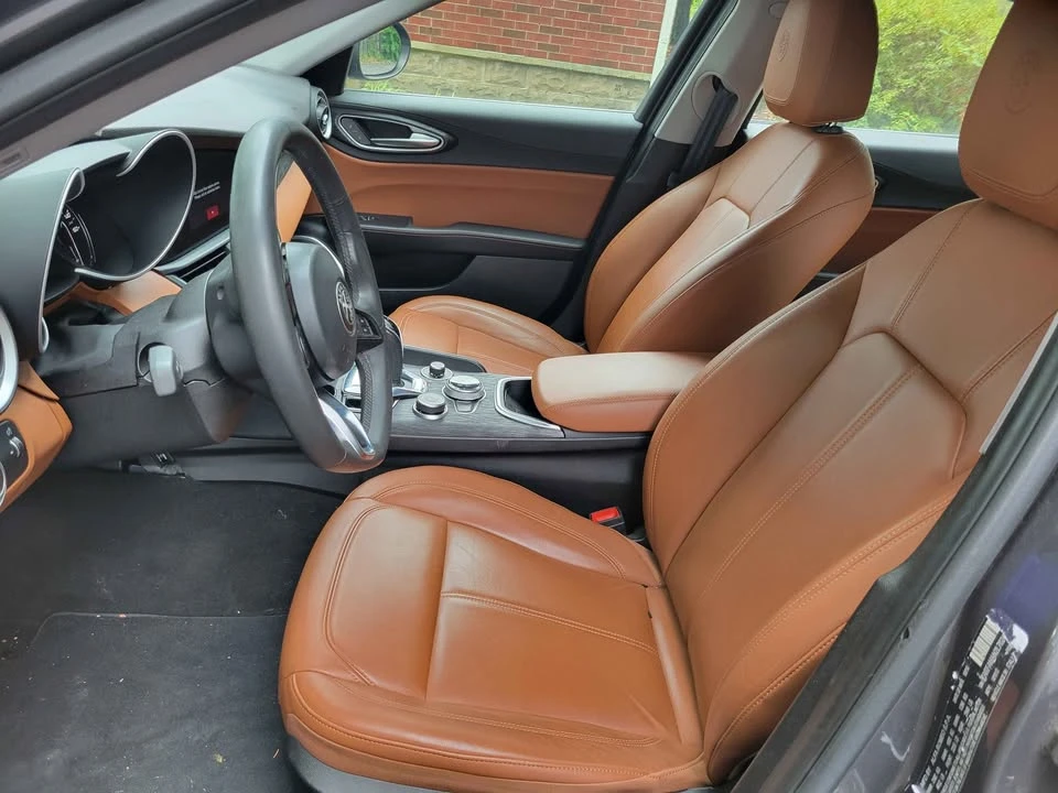 2020 Alfa Romeo Giulia - Image 9 of 12