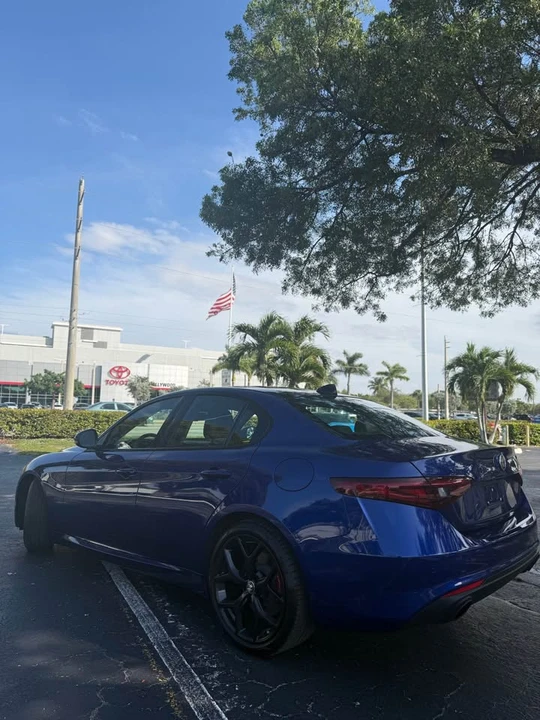 2020 Alfa Romeo Giulia - Image 6 of 13