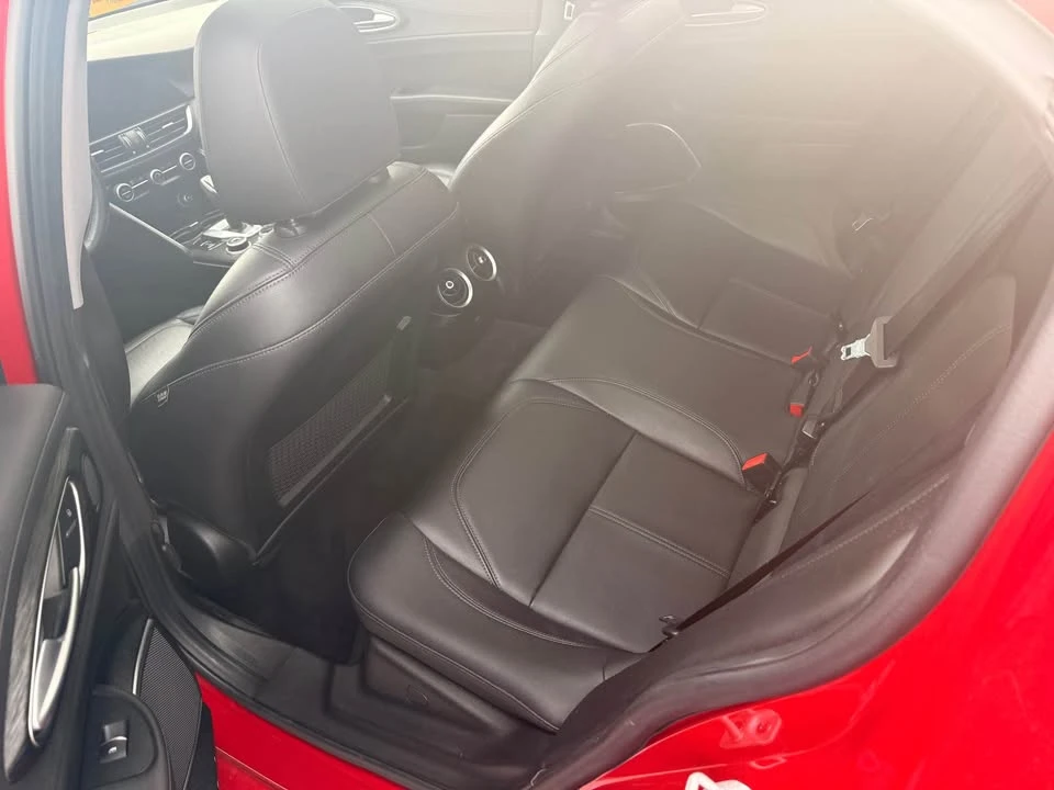 2020 Alfa Romeo Giulia - Image 4 of 4