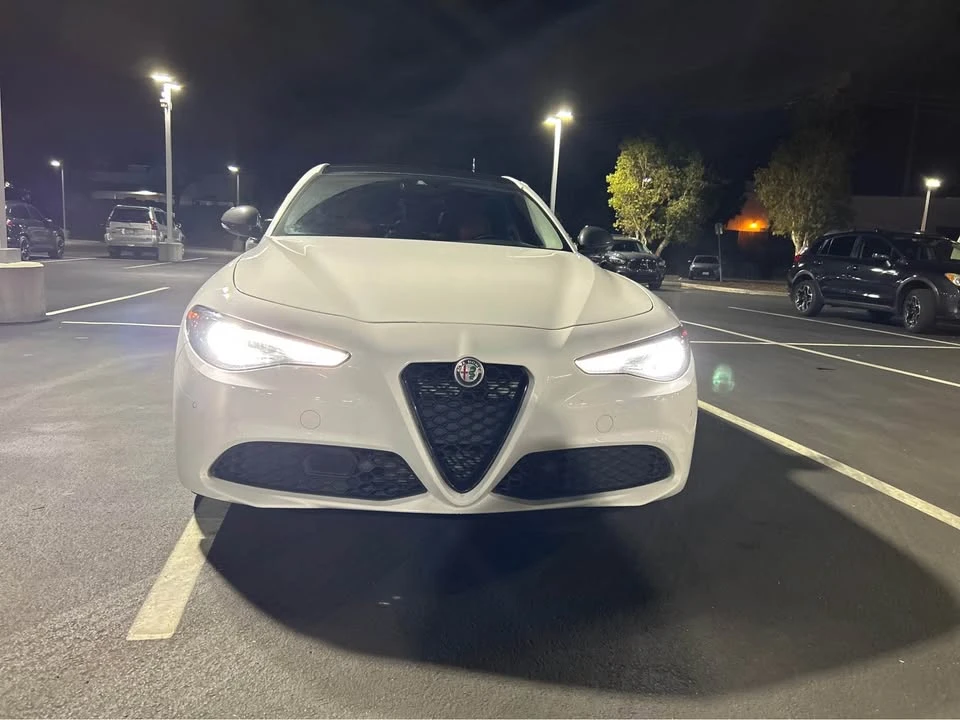 2020 Alfa Romeo Giulia - Image 3 of 8